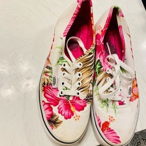 Hawaiian print Vans, size 6